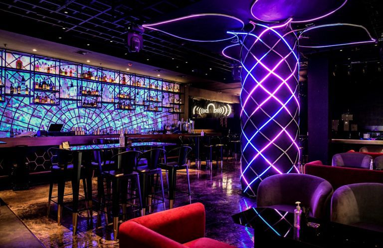 Dubai Hotels with Nightclubs