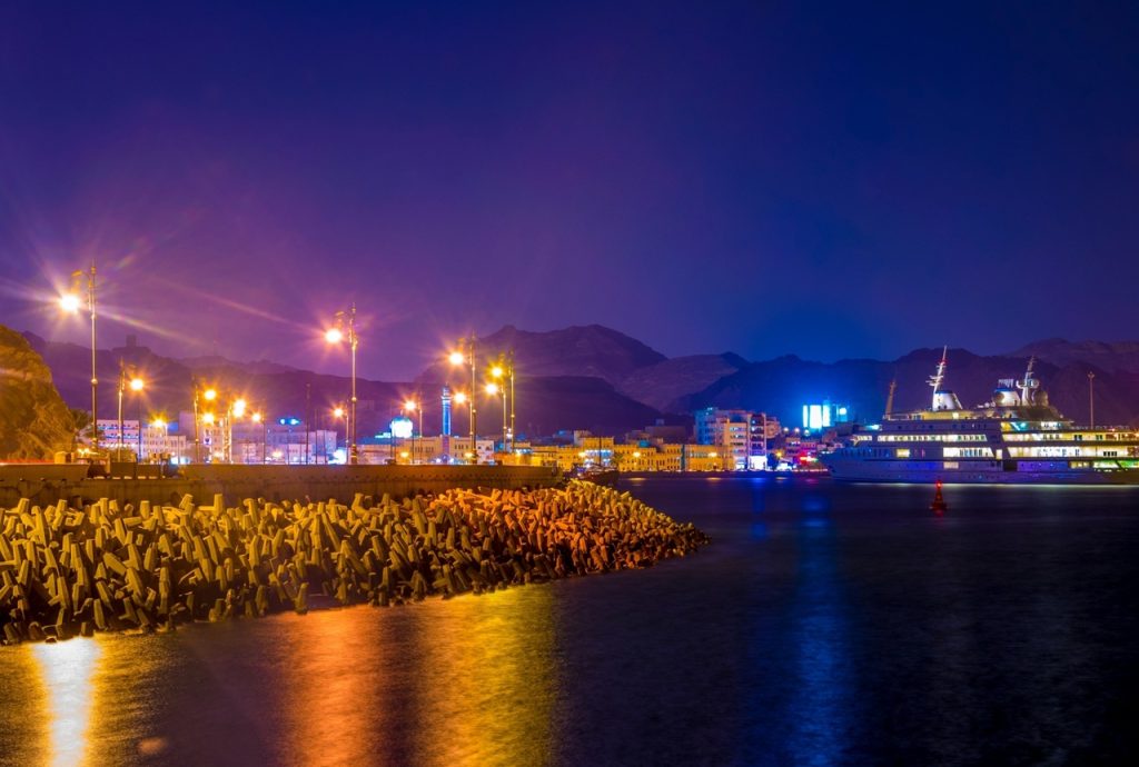 Travel to Dubai - Dubai to Oman Road Trip in 2026: Updated Guide to Visa, Orange Card, Border Crossings, Bus Timings & More - Photo: 3