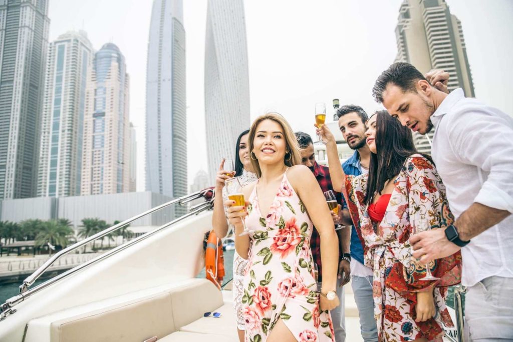 Yacht Rental in Dubai: Luxury Yacht Hire, Private Charters & Dubai Marina Yacht Booking Guide (2026) 3 Yacht Rental in Dubai