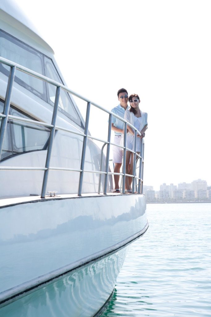 Yacht Rental in Dubai: Luxury Yacht Hire, Private Charters & Dubai Marina Yacht Booking Guide (2026) 4 Yacht Rental in Dubai