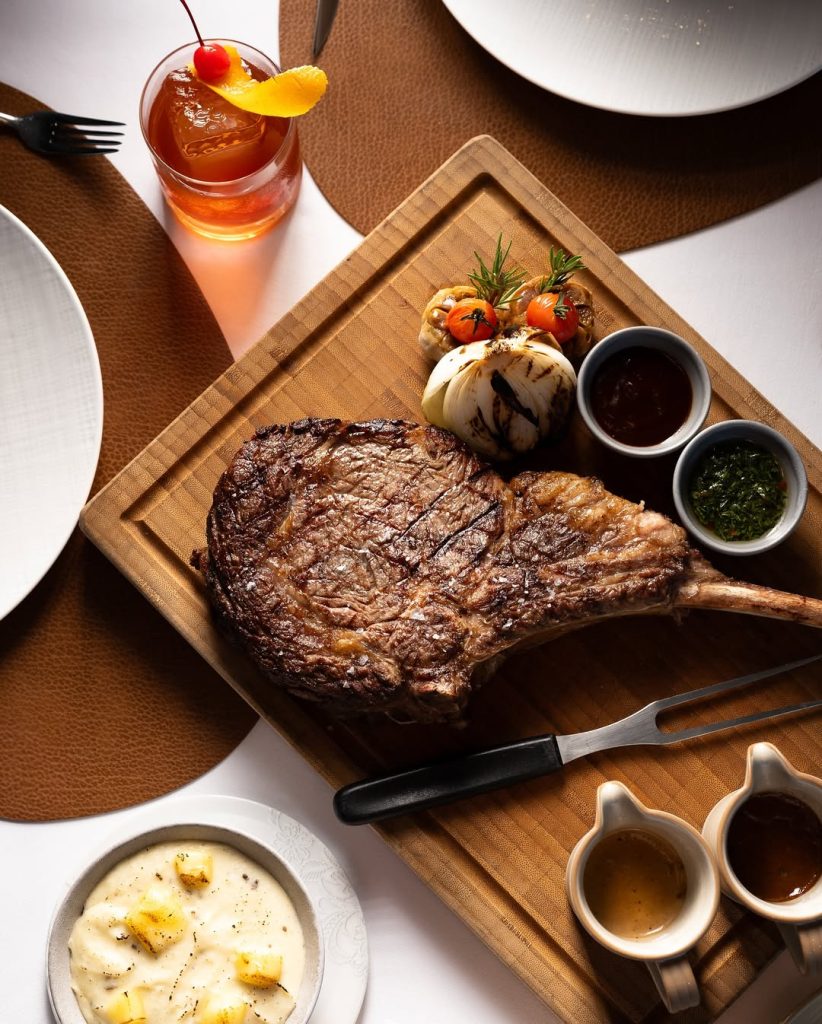 Travel to Dubai - 47 Best Michelin Guide Restaurants in Abu Dhabi 2025 - Photo: Rays Grill