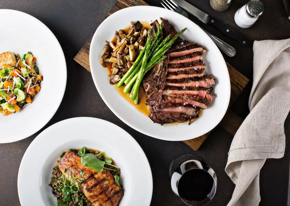 Best Steakhouse Restaurants in Abu Dhabi (2025) – Premium Cuts, Grill Houses & Fine Dining 2 Steakhouse Restaurants in Abu Dhabi