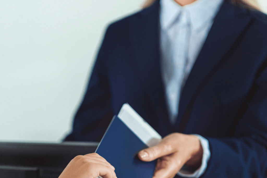 Do I Need a Tourist Visa for Dubai in 2026? Your Ultimate Guide to Eligibility, Requirements, Procedure & Tips 2 Travel to Dubai - Do I Need a Tourist Visa for Dubai in 2026? Your Ultimate Guide to Eligibility, Requirements, Procedure & Tips - Photo: Untitled design 2026 04 26T125710.978 1