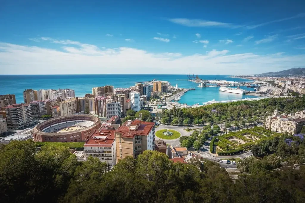 Travel to Dubai - Etihad Airways Summer Sale 2026 is LIVE: 50+ Destinations featuring upto 30% sale - How to book - Photo: Malaga 1