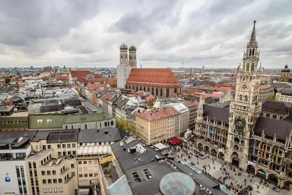 Travel to Dubai - Etihad Airways Summer Sale 2026 is LIVE: 50+ Destinations featuring upto 30% sale - How to book - Photo: Munich 1