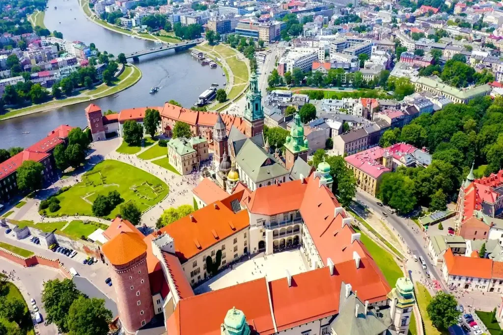 Travel to Dubai - Etihad Airways Summer Sale 2026 is LIVE: 50+ Destinations featuring upto 30% sale - How to book - Photo: kRAKOW 1