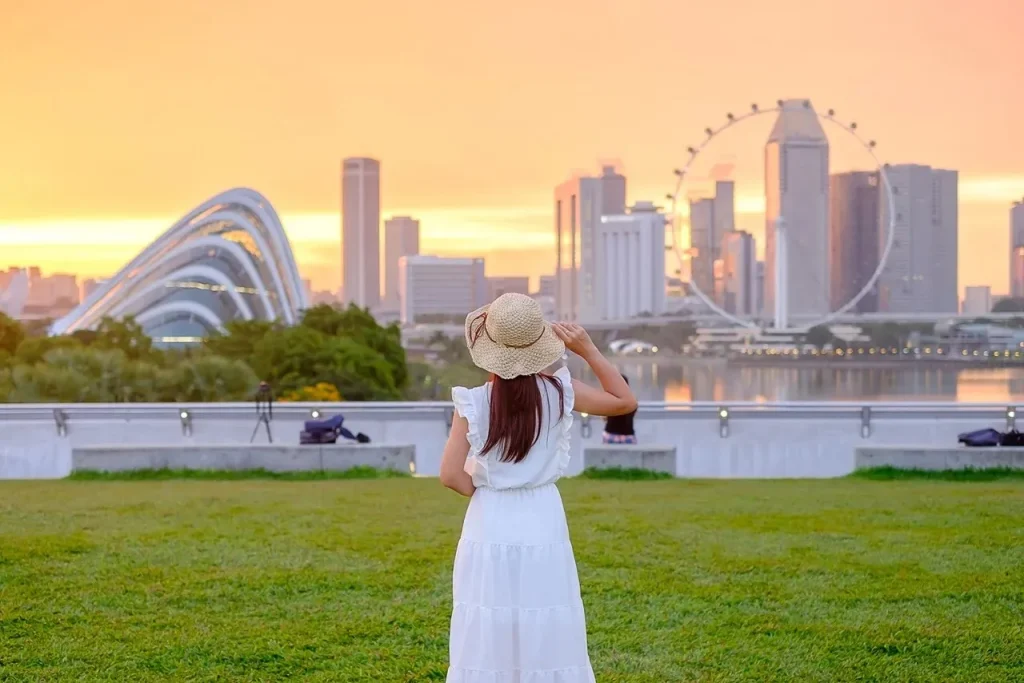 Travel to Dubai - Etihad Airways Summer Sale 2026 is LIVE: 50+ Destinations featuring upto 30% sale - How to book - Photo: singapore 1