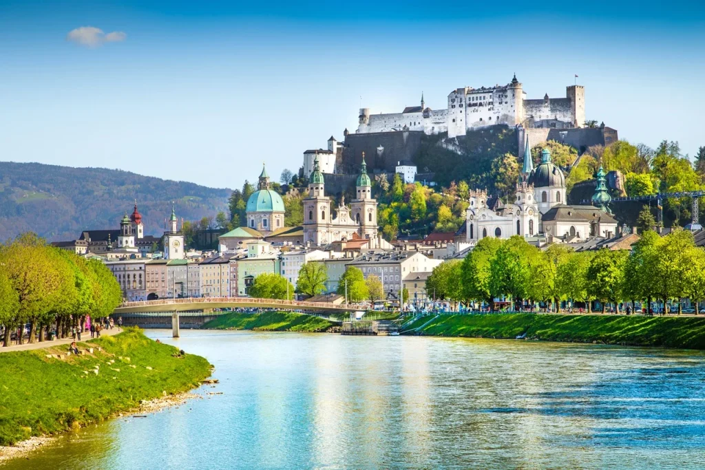 Austria Tourist Visa for UAE Residents: Complete 2026 Travel Guide 3 Austria Tourist Visa for UAE Residents