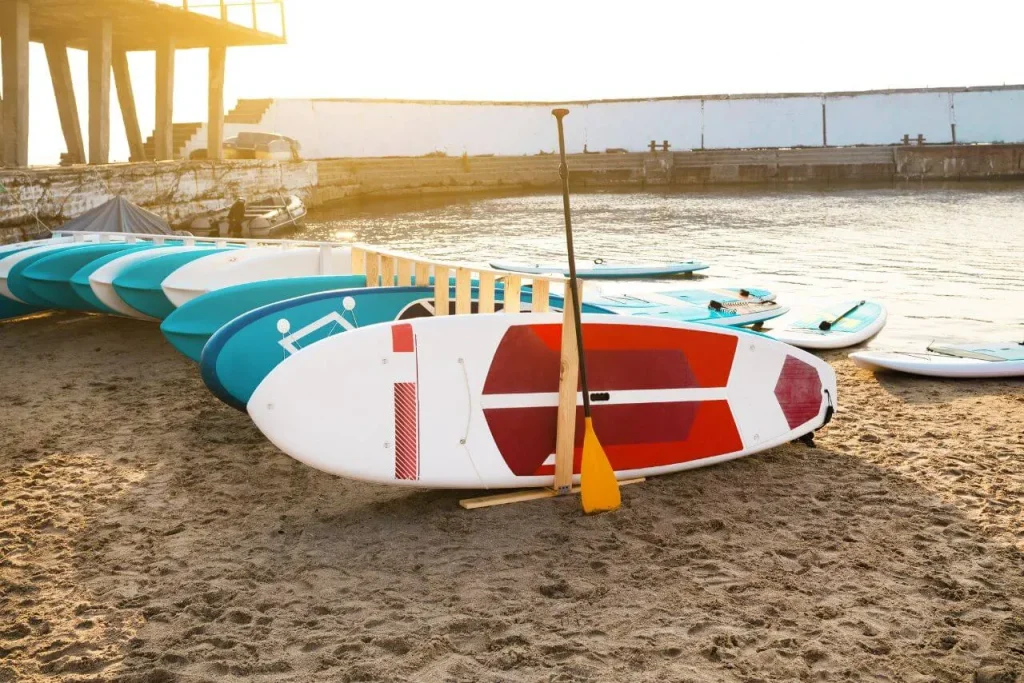 Best Summer Activities in Dubai: Jet Skiing, Kayaking, Paddleboarding and more 4 Paddleboarding - Summer Activities in Dubai